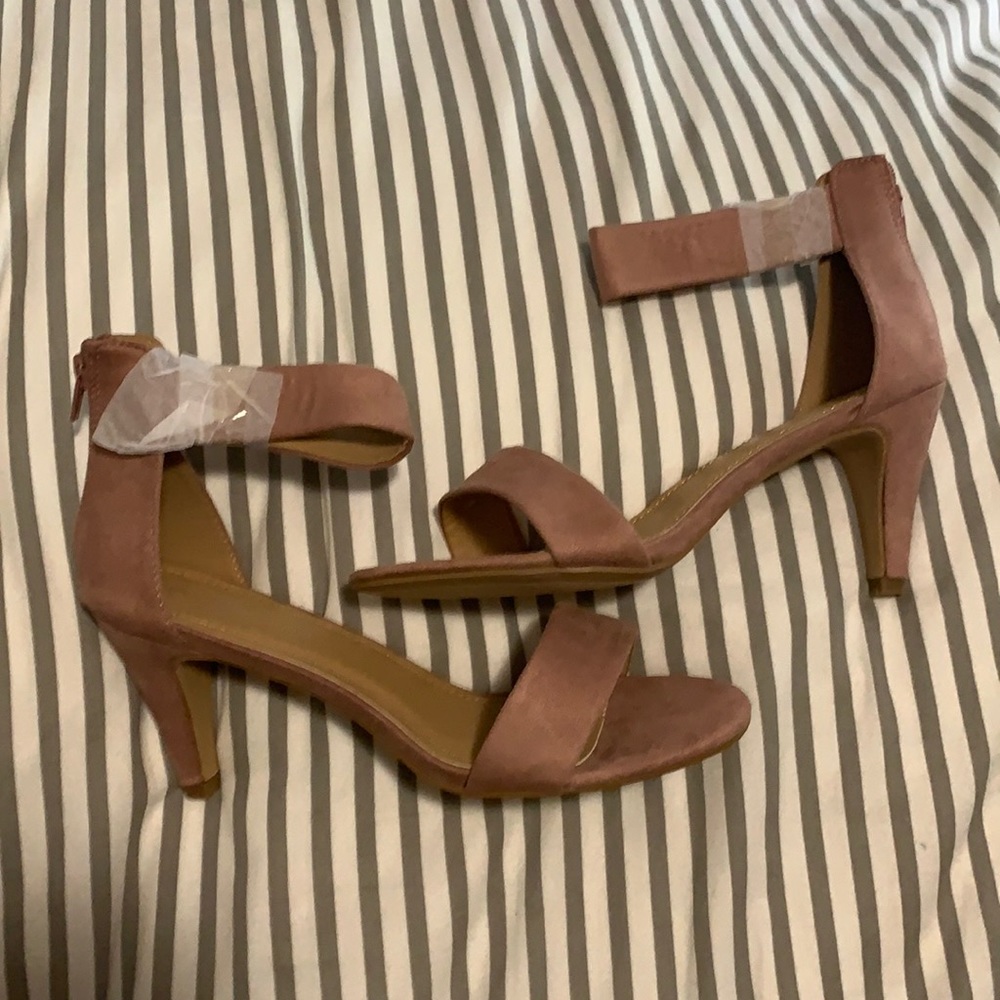 Shoe land heels. Brand new.